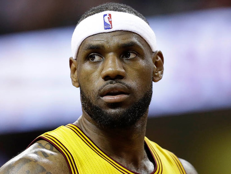 Why Do NBA Players Wear Headbands 